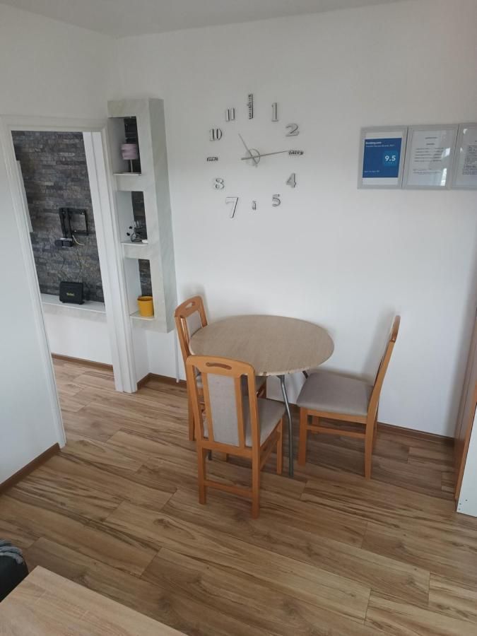Appartement Stan Na Dan Im à Užice Extérieur photo