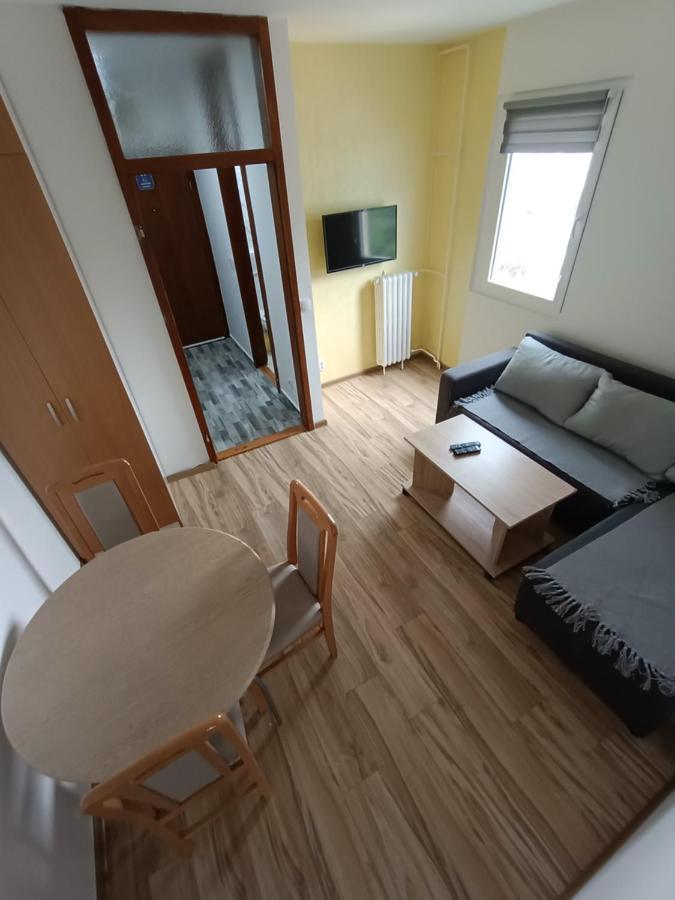 Appartement Stan Na Dan Im à Užice Extérieur photo