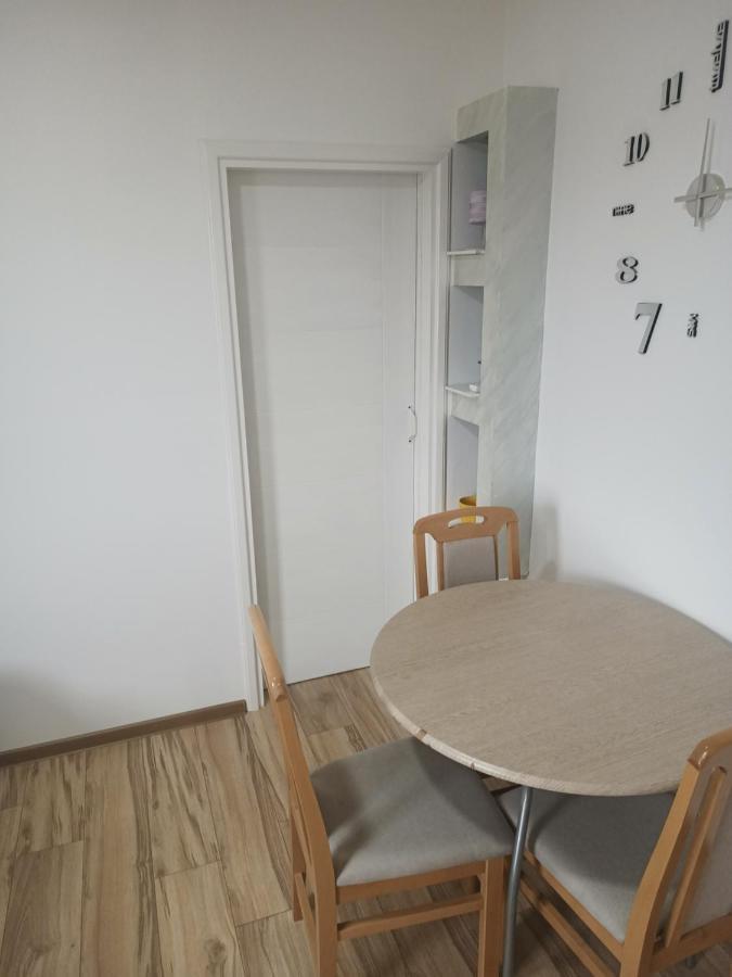 Appartement Stan Na Dan Im à Užice Extérieur photo