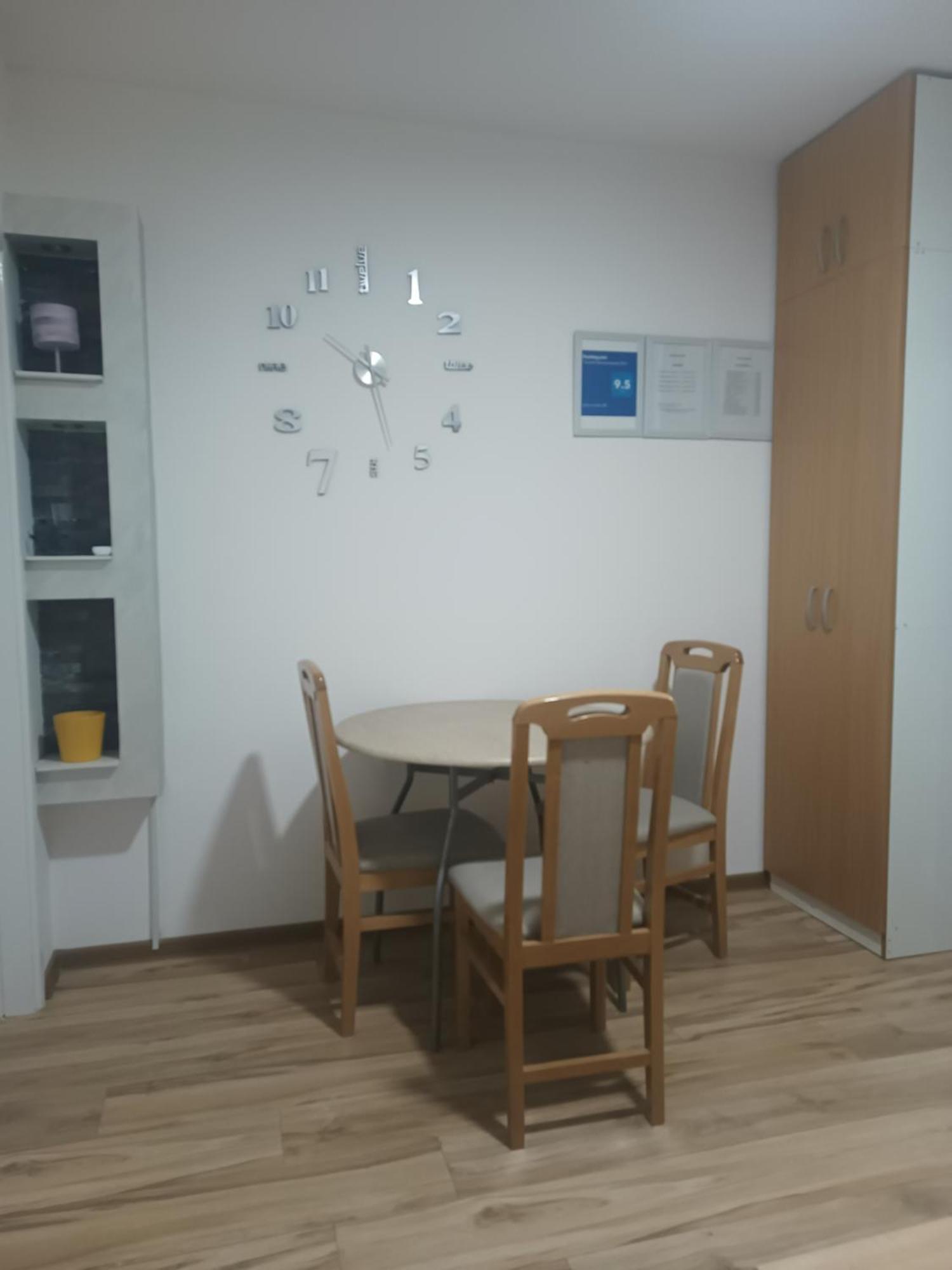 Appartement Stan Na Dan Im à Užice Chambre photo